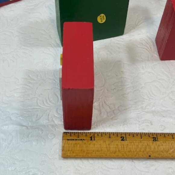 VTG 7 Piece Wooden Christmas JOY NOEL Blocks Picture Frames Table Decor 2.5" - Picture 10 of 14